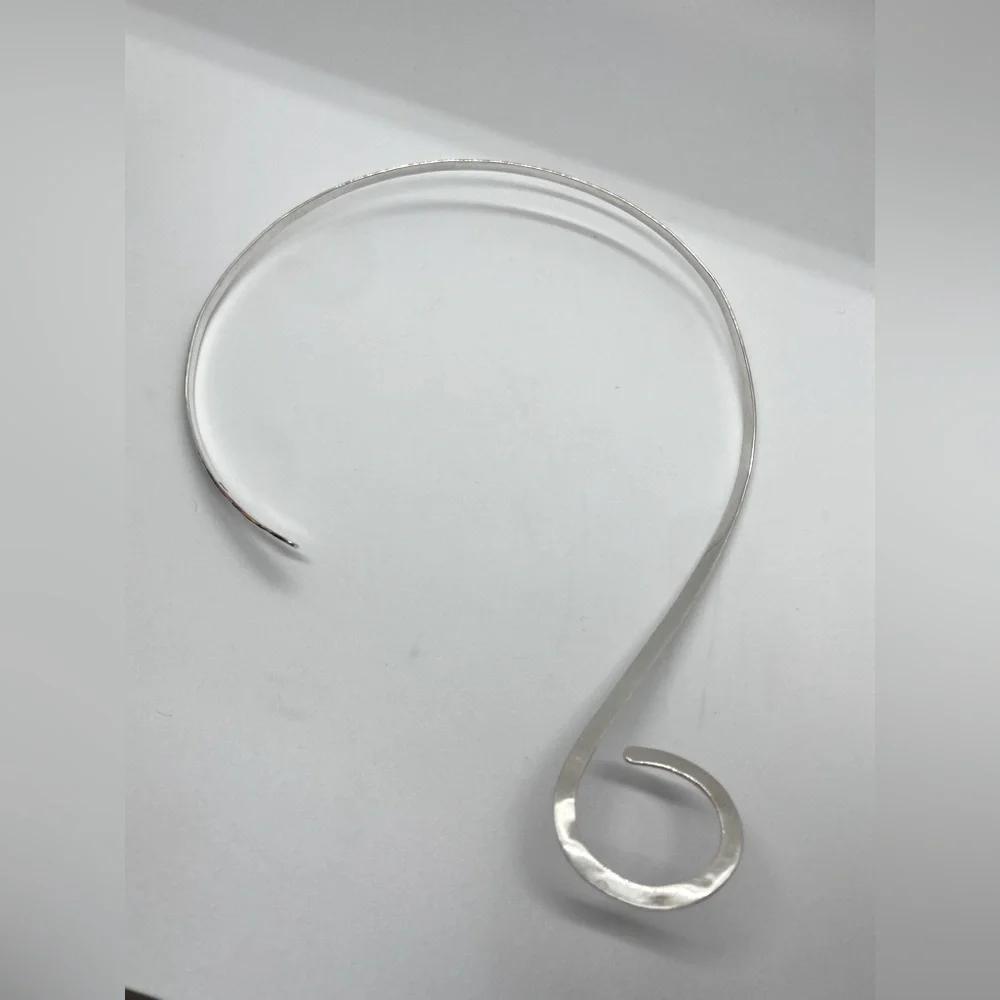 Vtg 925 Sterling Silver Hammered Choker Torc Torque Collar Necklace | 10” + 2.5” - Picture 3 of 14